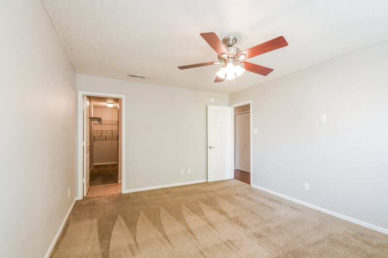 1,615/Mo, 7622 Mansfield Way Ingalls, IN 46048 Main Bedroom View 2