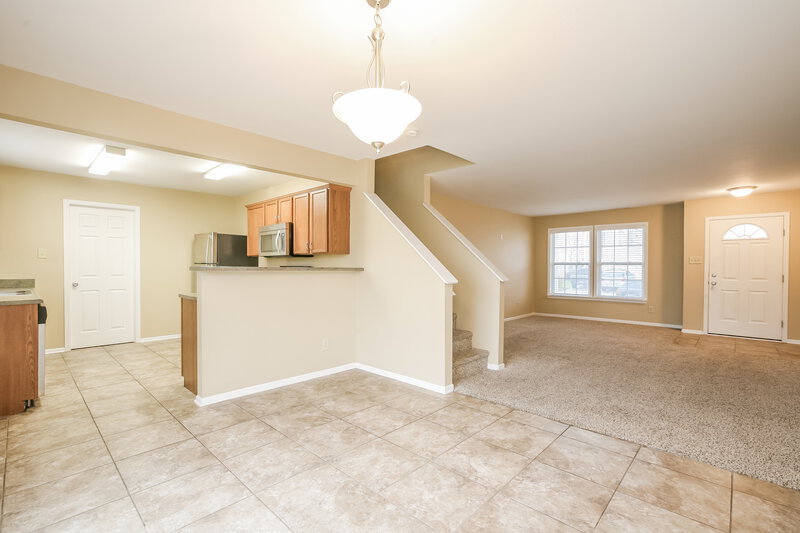 1,885/Mo, 10936 Mansfield Way Ingalls, IN 46048 Dining Room View 2