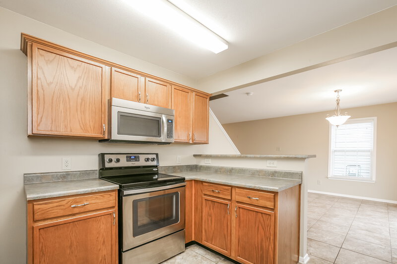 1,885/Mo, 10936 Mansfield Way Ingalls, IN 46048 Kitchen View 2