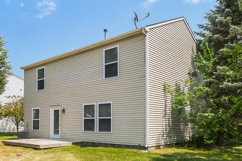 1,975/Mo, 9322 W Dockside Circle Pendleton, IN 46064 Rear View 2