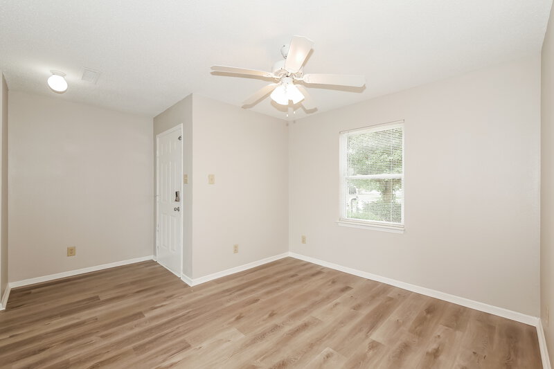 2,580/Mo, 8446 Abbey Dell Dr Camby, IN 46113 Family Room View