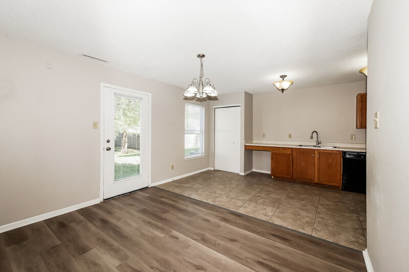 1,590/Mo, 13227 N Etna Green Dr Camby, IN 46113 Dining Room View