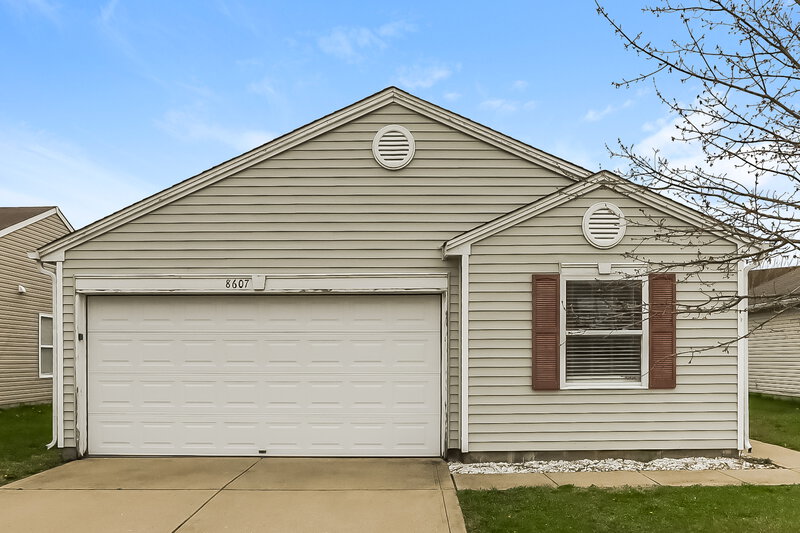 1,685/Mo, 8607 Bluff Point Dr Camby, IN 46113 External View