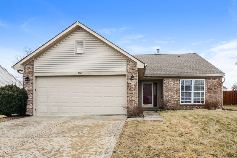 2,650/Mo, 748 Hollowood Ln Avon, IN 46123 External View