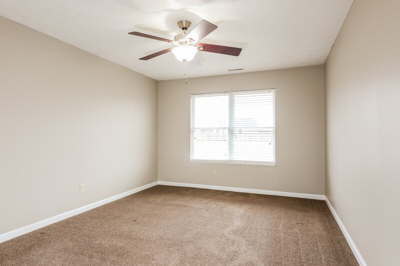2,650/Mo, 748 Hollowood Ln Avon, IN 46123 Main Bedroom View