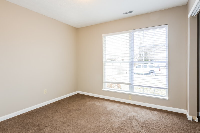2,650/Mo, 748 Hollowood Ln Avon, IN 46123 Bedroom View