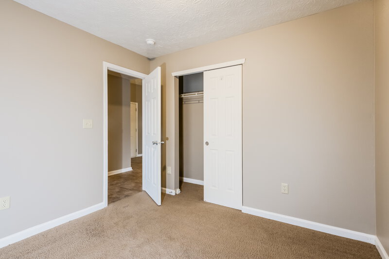 2,650/Mo, 748 Hollowood Ln Avon, IN 46123 Bedroom View 4