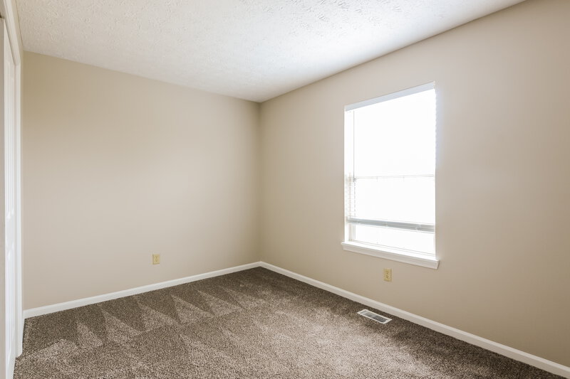 2,030/Mo, 8570 Eagles Nest Dr Avon, IN 46123 Bedroom View