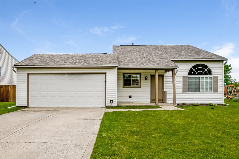 1,790/Mo, 1435 Michigan Rd Franklin, IN 46131 External View