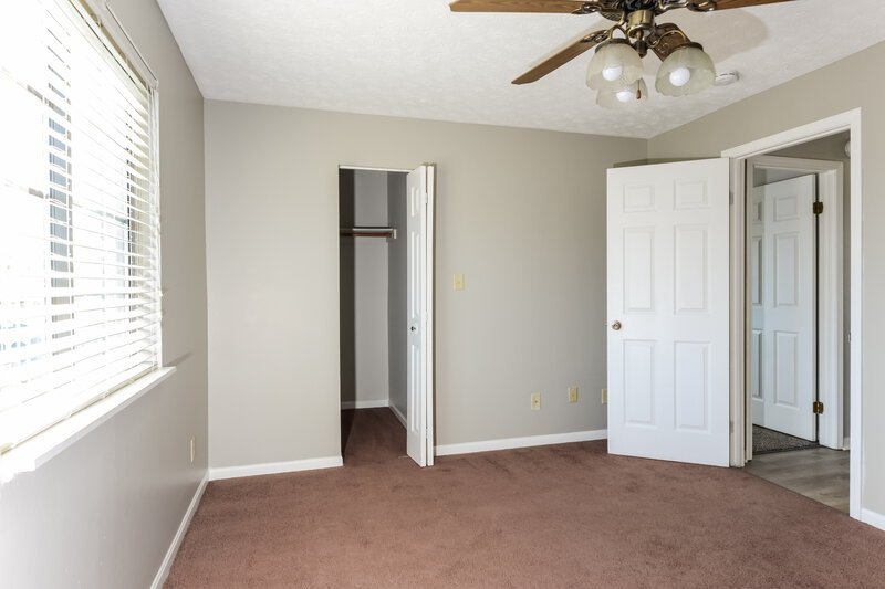 1,735/Mo, 1481 Rebecca Ln Franklin, IN 46131 Main Bedroom View