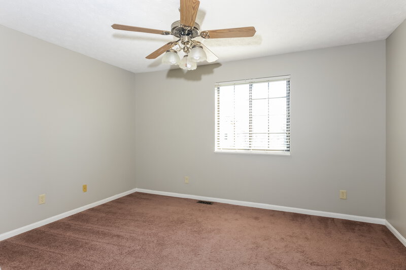 1,735/Mo, 1481 Rebecca Ln Franklin, IN 46131 Bedroom View