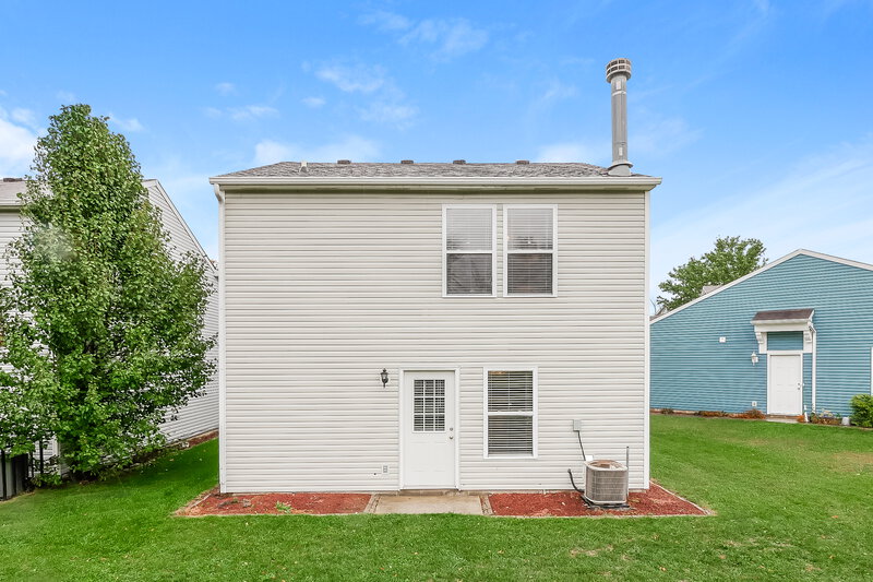 1,430/Mo, 613 Fern St Greenfield, IN 46140 Rear View