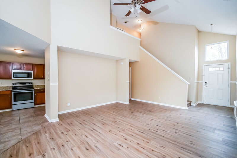 1,650/Mo, 677 Florence Dr Greenfield, IN 46140 Living Room View 2