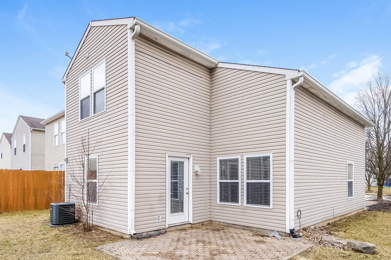 1,650/Mo, 677 Florence Dr Greenfield, IN 46140 Rear View 2