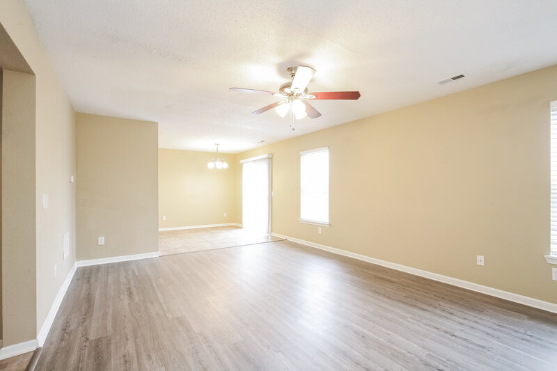 1,765/Mo, 468 Brookstone Dr Greenfield, IN 46140 Living Room View 5