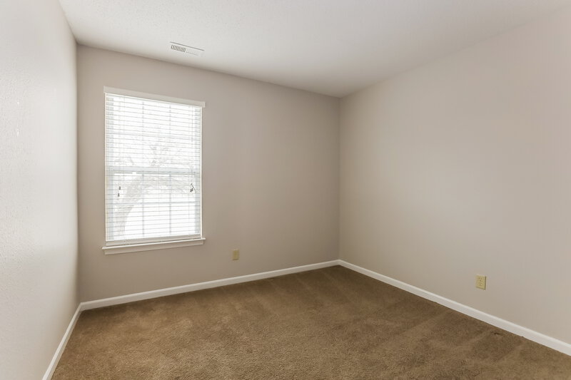 1,630/Mo, 360 Clayton Ln Greenwood, IN 46143 Bedroom View 4