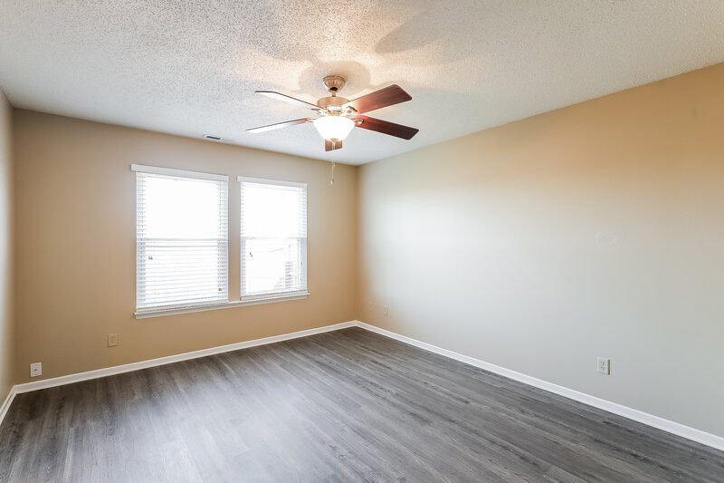 1,720/Mo, 2122 Summer Breeze Way Greenwood, IN 46143 Main Bedroom View