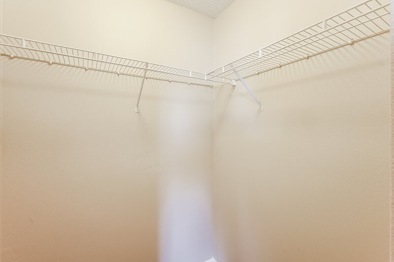 1,720/Mo, 2122 Summer Breeze Way Greenwood, IN 46143 Walk In Closet View