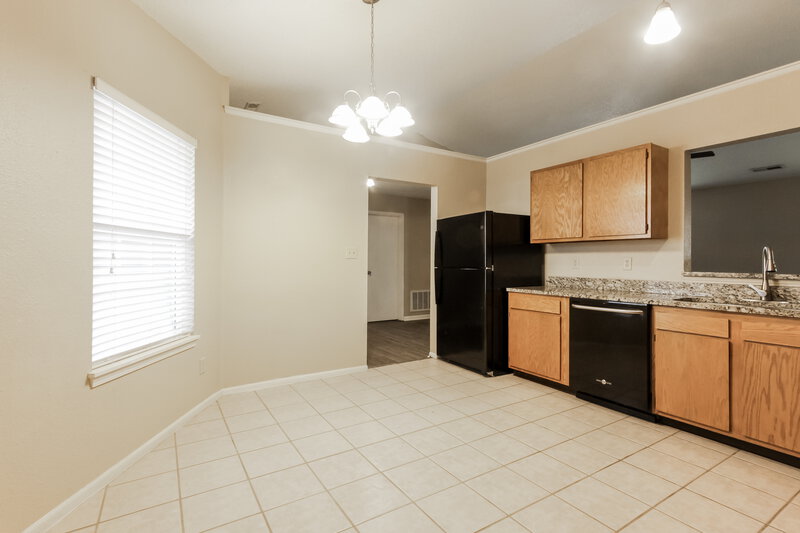 1,935/Mo, 1418 Green Spring Way Greenwood, IN 46143 Dining Room View
