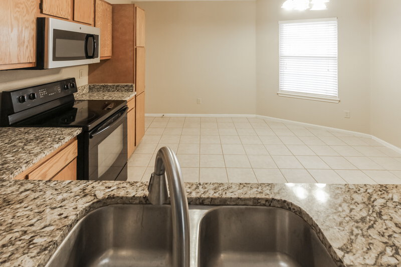 1,935/Mo, 1418 Green Spring Way Greenwood, IN 46143 Kitchen View 2