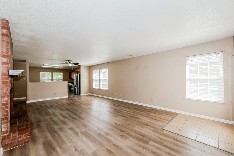 1,880/Mo, 2162 Westmere Dr Plainfield, IN 46168 Living Room View 2