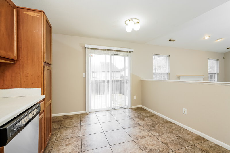 1,815/Mo, 1958 Mare Ave Indianapolis, IN 46203 Dining Room View