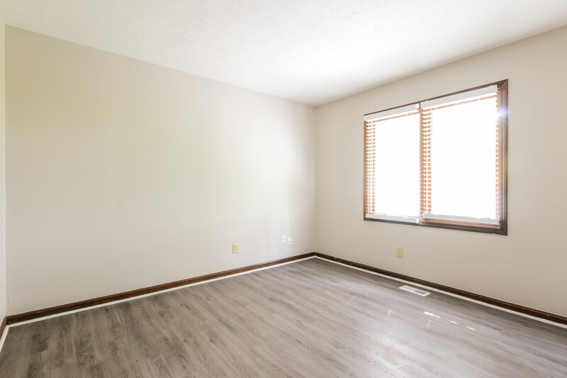 2,110/Mo, 1804 Shorter Ct Indianapolis, IN 46214 Main Bedroom View