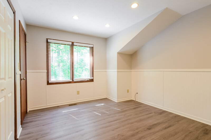 2,110/Mo, 1804 Shorter Ct Indianapolis, IN 46214 Bedroom View