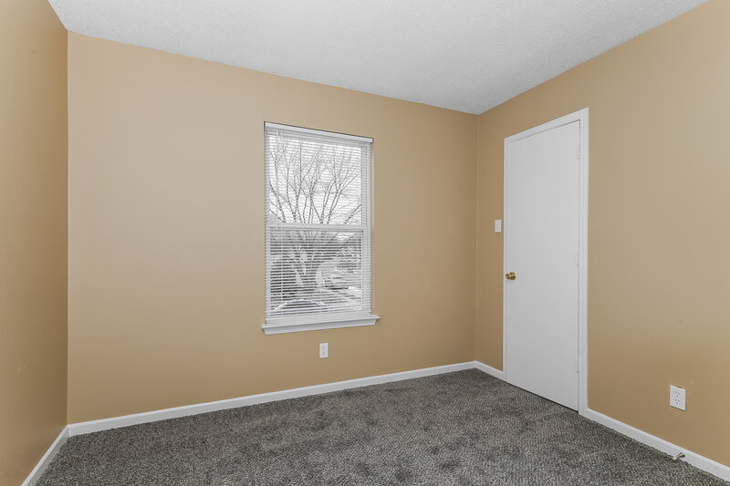 1,680/Mo, 2511 Redland Ln Indianapolis, IN 46217 Bedroom View