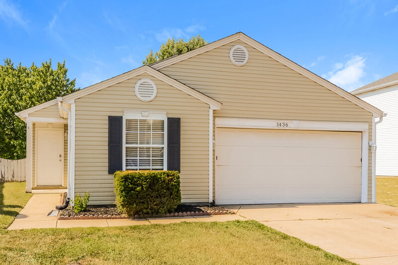 2,260/Mo, 1436 Alonzo Pl Indianapolis, IN 46217 External View