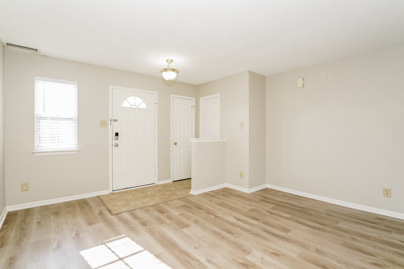 1,700/Mo, 3012 Earlswood Ln Indianapolis, IN 46217 Misc View