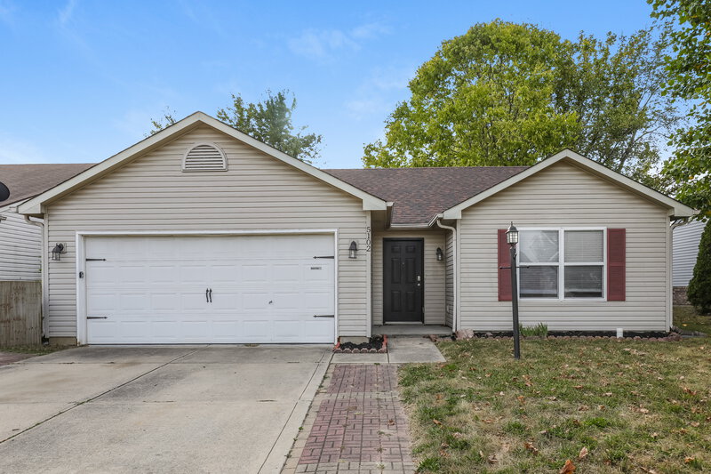 1,625/Mo, 5102 Emmert Dr Indianapolis, IN 46221 External View