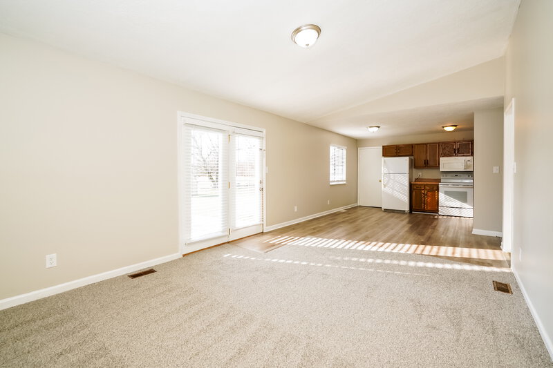 1,750/Mo, 6938 Kellum Dr Indianapolis, IN 46221 Dining Room View