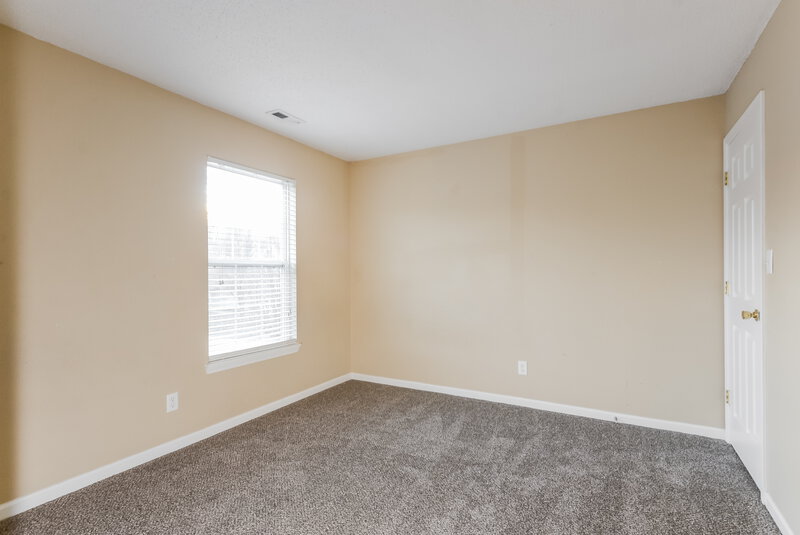 2,005/Mo, 5821 Dollar Forge Dr Indianapolis, IN 46221 Bedroom View