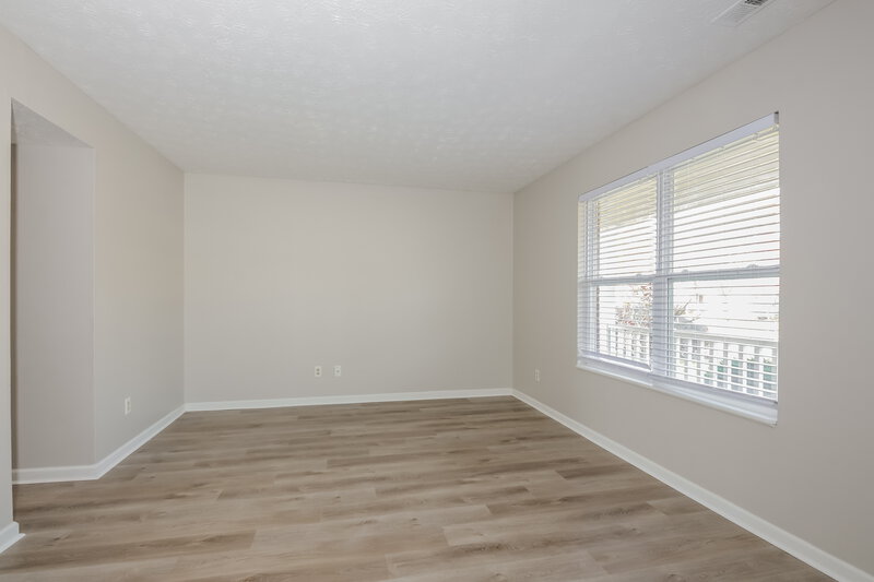 2,200/Mo, 5925 Copeland Mills Dr Indianapolis, IN 46221 Misc View 2