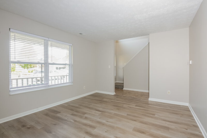 2,200/Mo, 5925 Copeland Mills Dr Indianapolis, IN 46221 Misc View 3