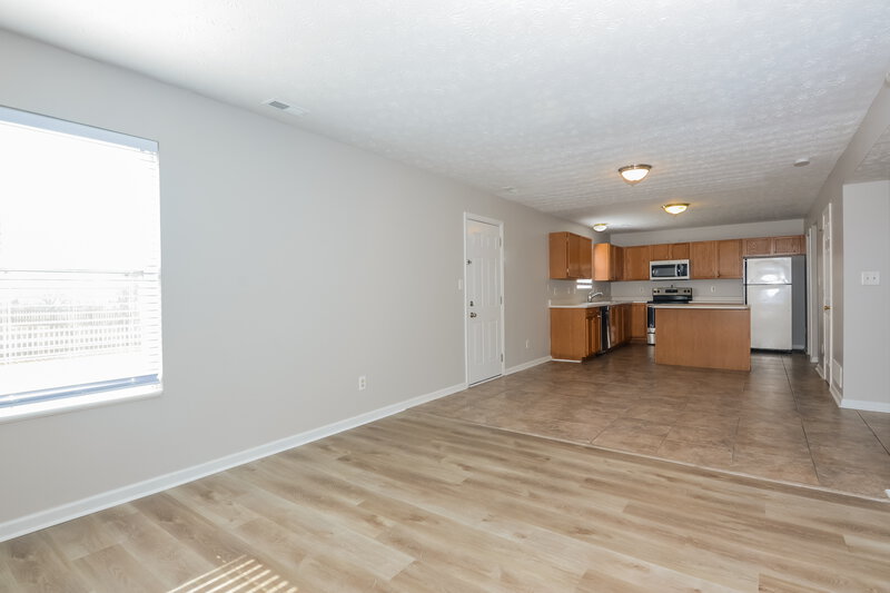 2,200/Mo, 5925 Copeland Mills Dr Indianapolis, IN 46221 Misc View 4