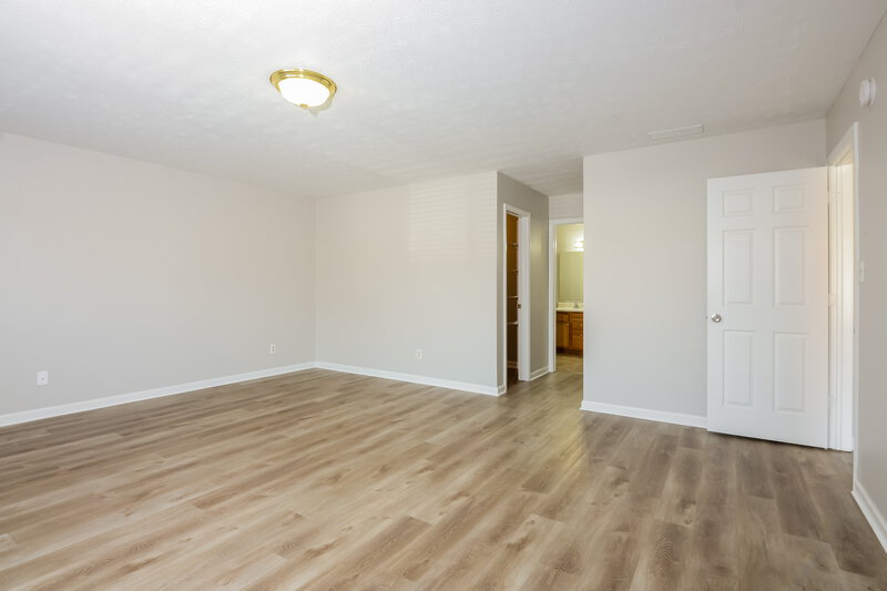 2,200/Mo, 5925 Copeland Mills Dr Indianapolis, IN 46221 Misc View 6