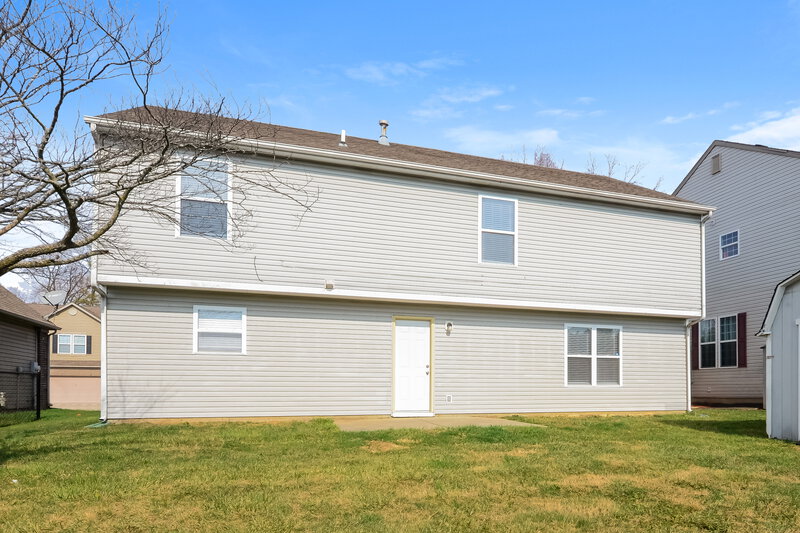 2,200/Mo, 5925 Copeland Mills Dr Indianapolis, IN 46221 Misc View 13