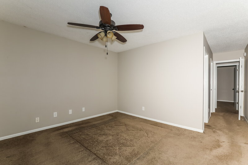 1,910/Mo, 5134 Sandy Forge Dr Indianapolis, IN 46221 Misc View 6