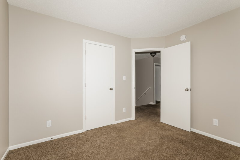 1,910/Mo, 5134 Sandy Forge Dr Indianapolis, IN 46221 Misc View 10