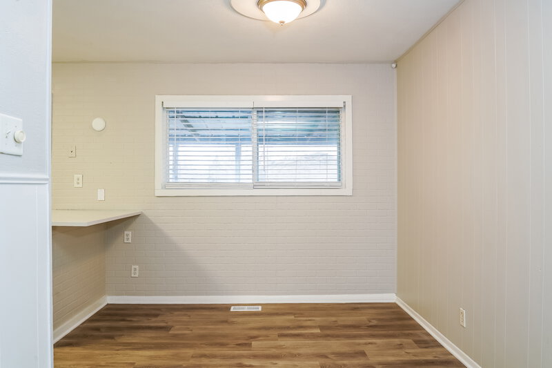 2,050/Mo, 5801 Sunwood Dr Indianapolis, IN 46224 Misc View 2