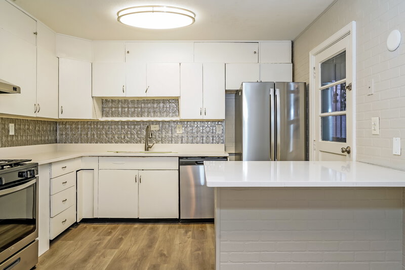 2,050/Mo, 5801 Sunwood Dr Indianapolis, IN 46224 Misc View 3