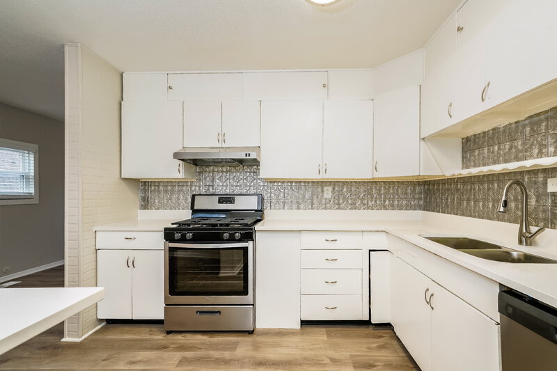 2,050/Mo, 5801 Sunwood Dr Indianapolis, IN 46224 Misc View 4