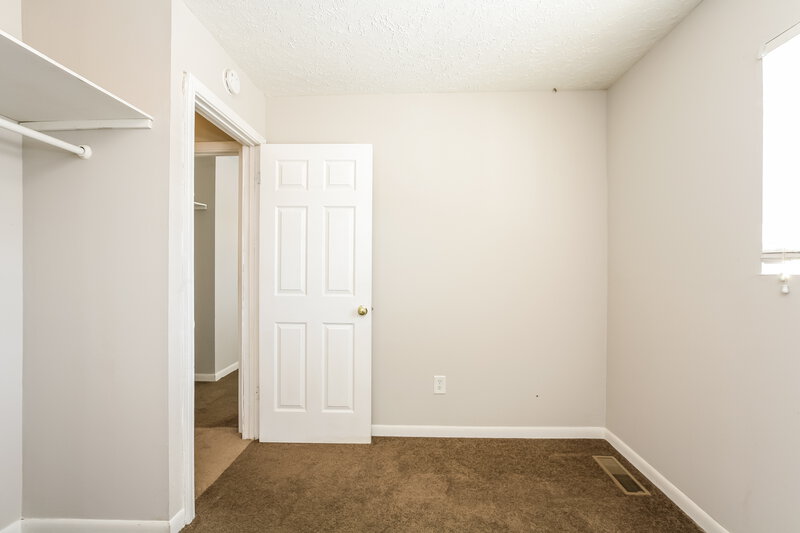 1,485/Mo, 4804 N Kenyon Dr Indianapolis, IN 46226 Bedroom View