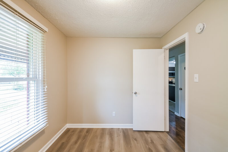 2,120/Mo, 4825 Manker St Indianapolis, IN 46227 Bedroom View 3