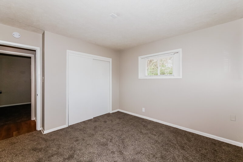 1,625/Mo, 4626 S Keystone Ave Indianapolis, IN 46227 Main Bedroom View 2