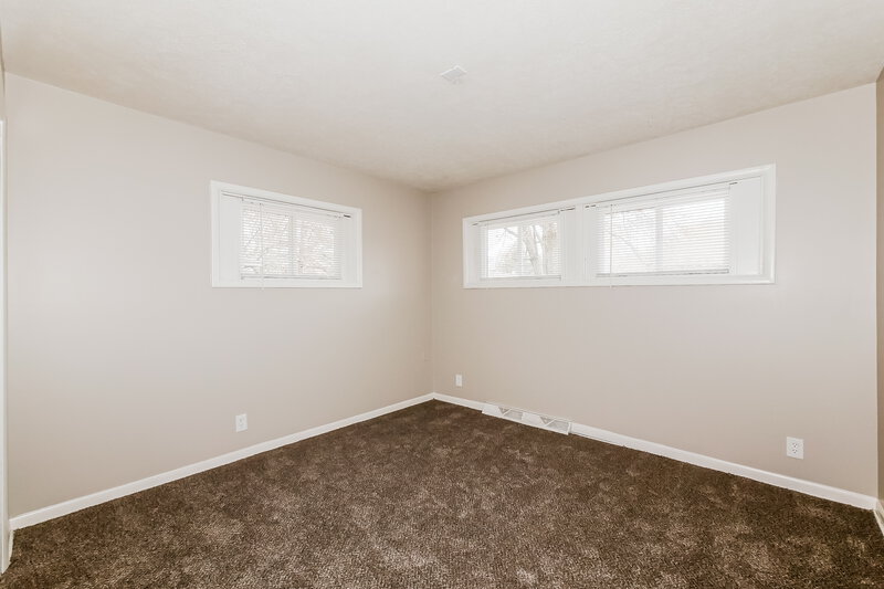 1,625/Mo, 4626 S Keystone Ave Indianapolis, IN 46227 Bedroom View