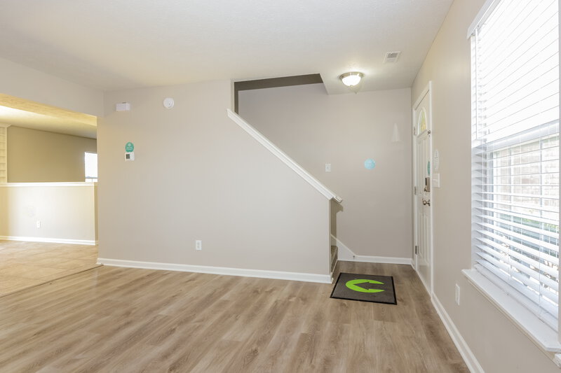 1,790/Mo, 6180 Morning Dove Dr Indianapolis, IN 46228 Living Room View 2