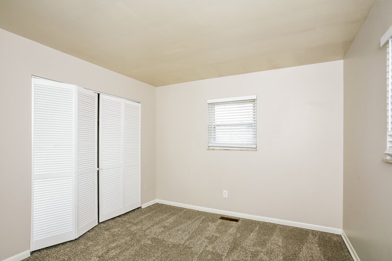 1,750/Mo, 51 N Galeston Ave Indianapolis, IN 46229 Main Bedroom View